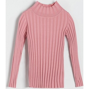 Różowy sweter Reserved