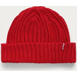 Czerwona czapka Levis