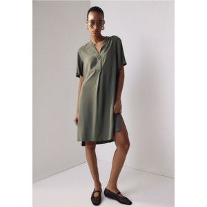 Zielona sukienka H & M oversize z tkaniny z dekoltem w kształcie litery v