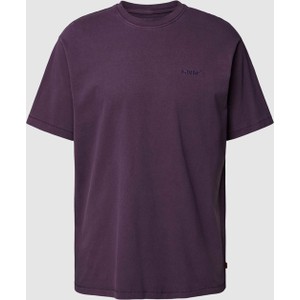 Fioletowy t-shirt Levis w stylu casual z bawełny