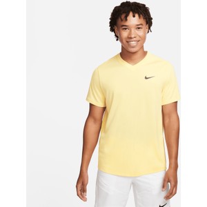 Żółty t-shirt Nike z krótkim rękawem w stylu casual