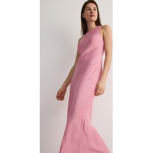 Różowa sukienka Reserved maxi bez rękawów