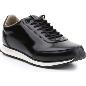 Czarne buty sportowe Lacoste sznurowane