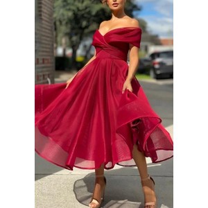 Czerwona sukienka IVET z tiulu z krótkim rękawem