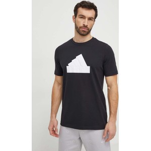 T-shirt Adidas z bawełny w sportowym stylu z nadrukiem