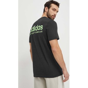 T-shirt Adidas w sportowym stylu z nadrukiem z bawełny