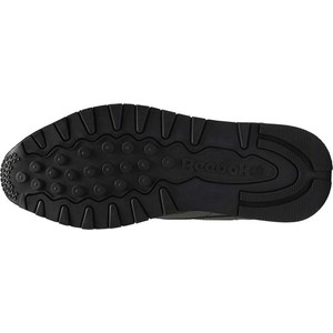 Czarne buty sportowe Reebok w sportowym stylu
