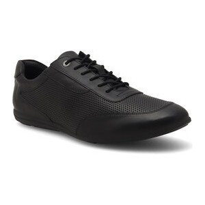 Czarne buty sportowe Lasocki w sportowym stylu sznurowane