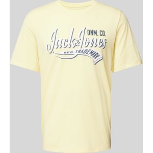 Żółty t-shirt Jack & Jones z bawełny z krótkim rękawem z nadrukiem