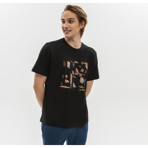 T-shirt Umbro z nadrukiem w młodzieżowym stylu z krótkim rękawem