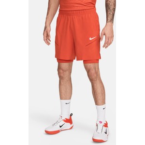 Pomarańczowe spodenki Nike z tkaniny w sportowym stylu