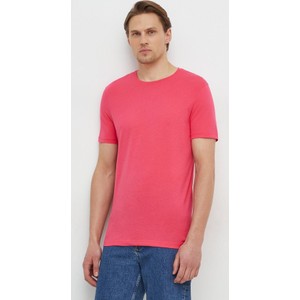 Różowy t-shirt United Colors Of Benetton z krótkim rękawem