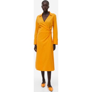 Żółta sukienka H & M z tkaniny z długim rękawem w stylu casual