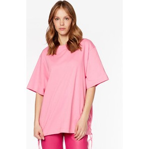 Różowy t-shirt EDITED w stylu casual