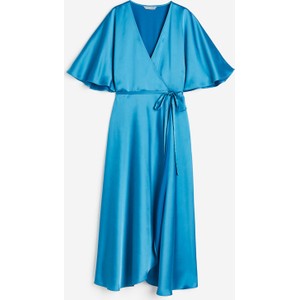 Niebieska sukienka H & M midi z satyny kopertowa