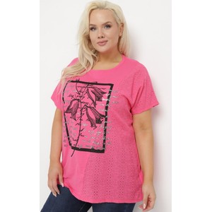 Różowy t-shirt born2be z bawełny z okrągłym dekoltem z krótkim rękawem