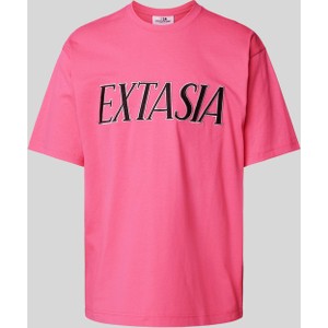 Różowy t-shirt Vertere z krótkim rękawem