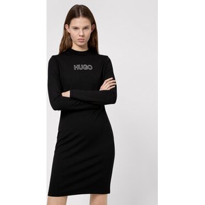 Czarna sukienka Hugo Boss w stylu casual z długim rękawem