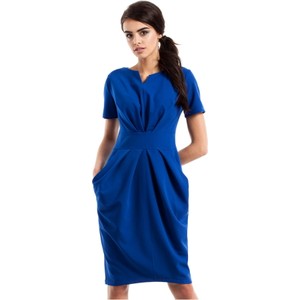 Niebieska sukienka MOE midi z krótkim rękawem