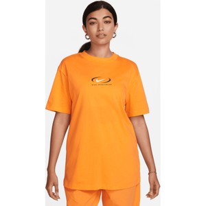 Pomarańczowy t-shirt Nike w stylu klasycznym z okrągłym dekoltem z bawełny