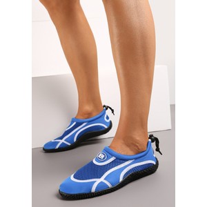 Niebieskie buty sportowe born2be w sportowym stylu z płaską podeszwą