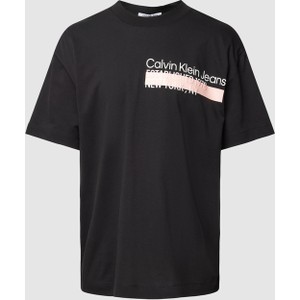 T-shirt Calvin Klein z bawełny z nadrukiem w młodzieżowym stylu