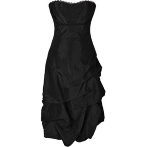 Czarna sukienka Fokus bez rękawów midi
