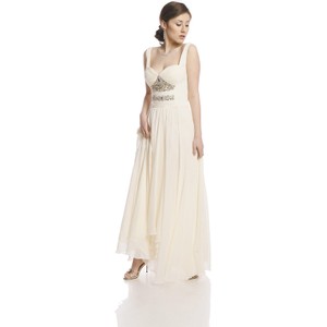 Sukienka Fokus w stylu glamour z szyfonu z dekoltem w karo