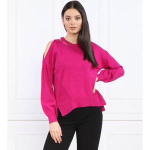 Różowy sweter DKNY