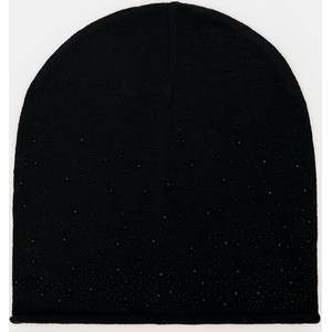 Czarna czapka Mohito