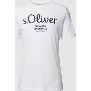 T-shirt S.Oliver z krótkim rękawem w młodzieżowym stylu z nadrukiem