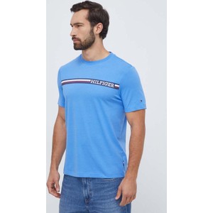 Niebieski t-shirt Tommy Hilfiger z krótkim rękawem w młodzieżowym stylu z nadrukiem