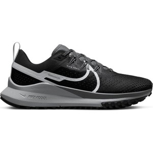 Czarne buty sportowe Nike pegasus w sportowym stylu sznurowane
