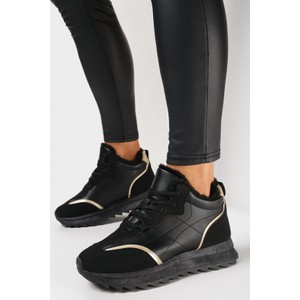 Czarne buty sportowe born2be na platformie w sportowym stylu sznurowane