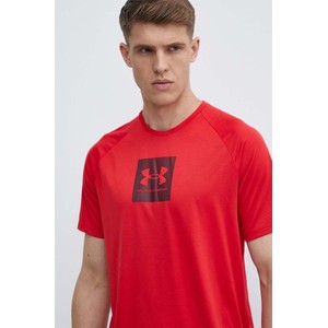 T-shirt Under Armour w sportowym stylu z nadrukiem