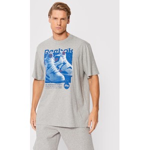 T-shirt Reebok Classic w sportowym stylu z nadrukiem