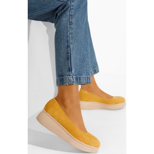 Żółte czółenka Zapatos w stylu casual