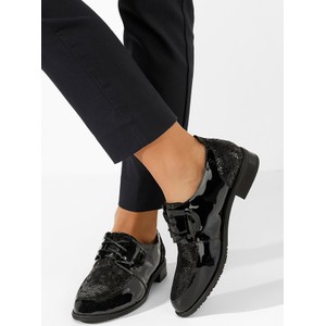 Czarne półbuty Zapatos z płaską podeszwą w stylu casual sznurowane