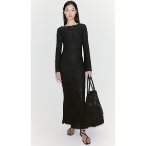 Czarna sukienka H & M z żakardu z okrągłym dekoltem maxi