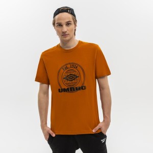 Pomarańczowy t-shirt Umbro z krótkim rękawem