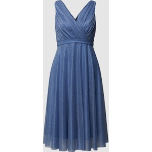 Niebieska sukienka Troyden Collection z dekoltem w kształcie litery v