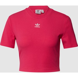 Różowy t-shirt Adidas Originals z krótkim rękawem w sportowym stylu z okrągłym dekoltem