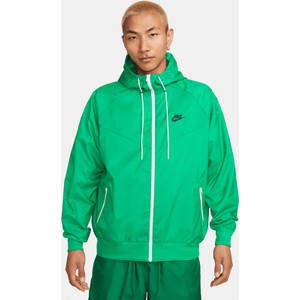 Zielona kurtka Nike krótka