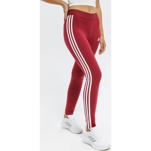 Czerwone legginsy Adidas Core w sportowym stylu