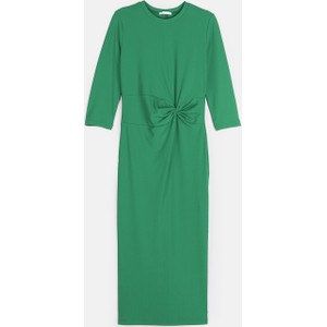Zielona sukienka Gate z okrągłym dekoltem z długim rękawem w stylu casual