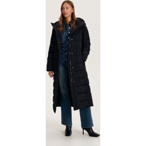 Czarny płaszcz Reserved w stylu casual z tkaniny
