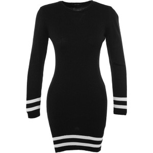 Czarna sukienka Trendyol mini w stylu casual dopasowana