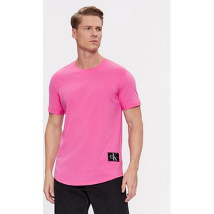 Różowy t-shirt Calvin Klein w stylu casual z krótkim rękawem