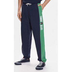Spodnie sportowe Tommy Jeans w sportowym stylu z dresówki