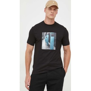 Czarny t-shirt Armani Exchange z krótkim rękawem z nadrukiem w młodzieżowym stylu